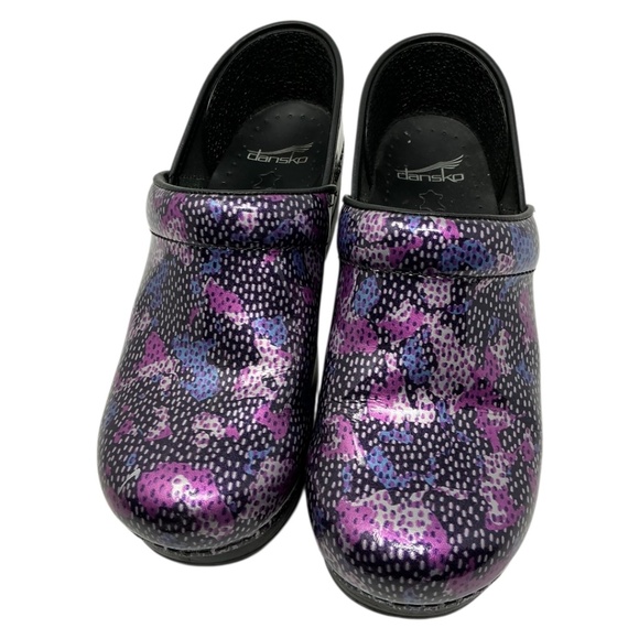 Dansko Patent Leather Professional Dotty Abstract Clogs - Picture 5 of 14